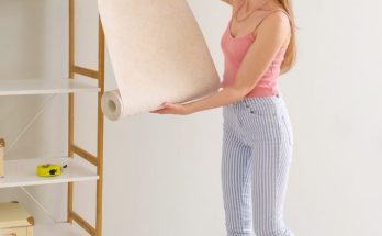 Putting Wallpaper